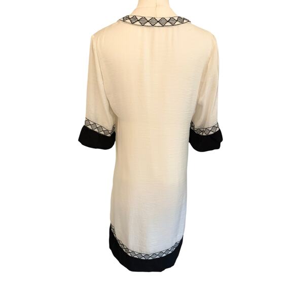 Jade XS White Lined Dress Black Boho Embroidery Shift Dress Flowy Lace Up - Picture 9 of 9
